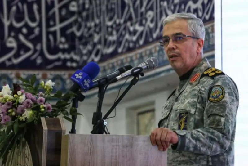 سرلشکر باقری:‌ چند سال است که دشمن دیگر حرف از گزینه نظامی نمی‌زند