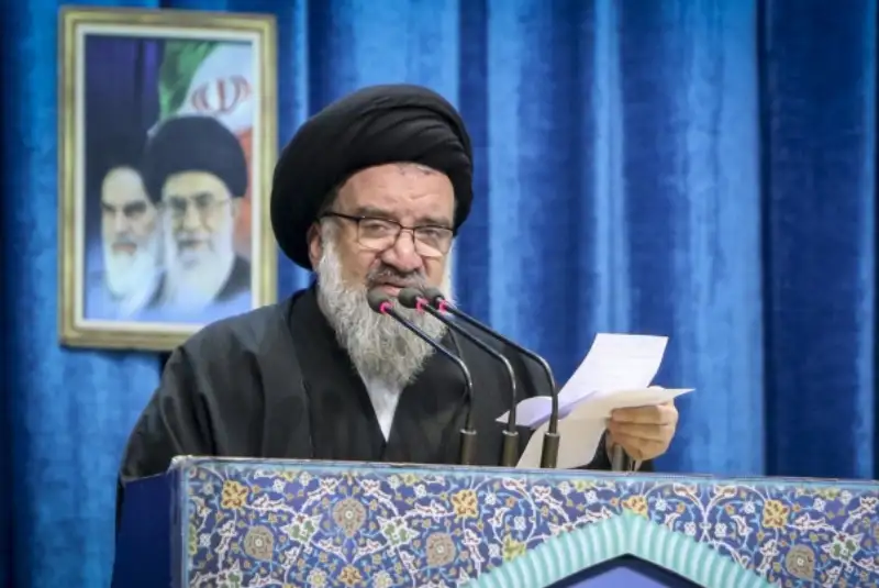 ملت‌های مسلمان باید دولت سوئد را از اهانت به قرآن پشیمان کنند