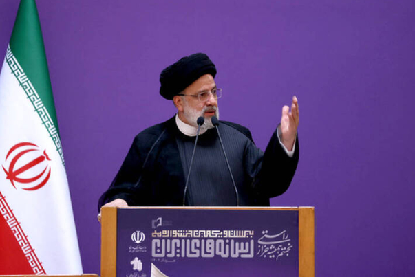 رئیس‌جمهور: بساط کشف حجاب در کشور جمع خواهد شد