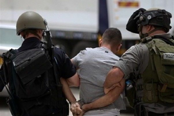 آخر التطورات في فلسطين المحتلة.. مداهمات واعتقالات بالضفة