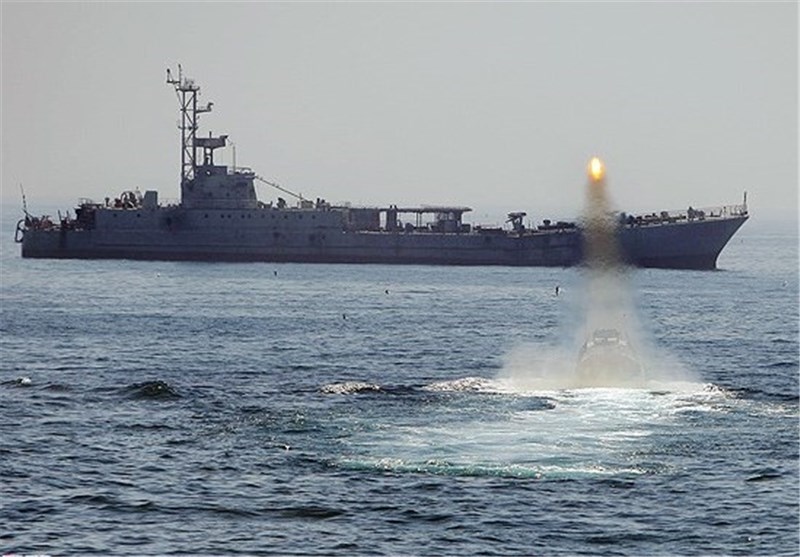 US aircraft carriers obeys Iran's rules in the Persian gulf