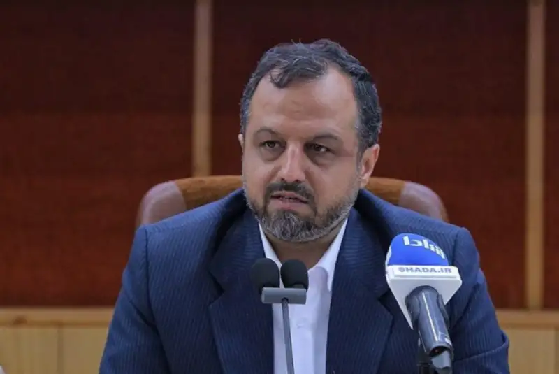 خاندوزی: اولین تأییدیه مربوط به بانک آف‌شور در حال صدور است