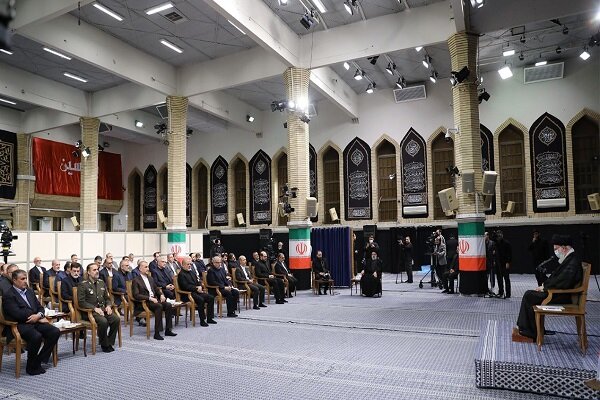 The Supreme leader of Iran receives Iran's president and his cabinet members