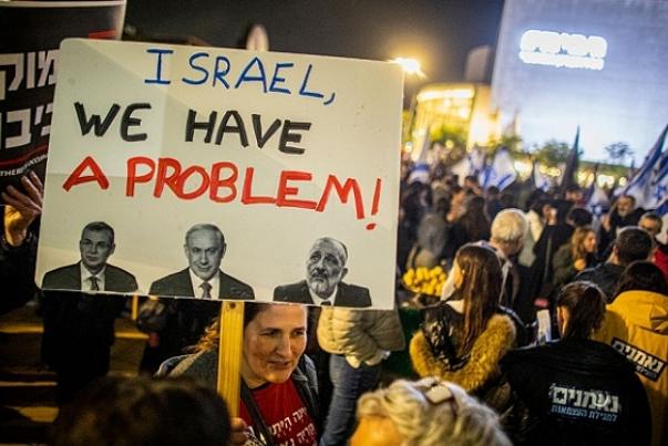 לוין קורא ליועץ המשפטי לייצוג אישי בפני בית המשפט בתיק "פגסוס".