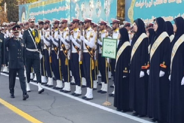 عرض صباحي مشترك لقوات الشرطة في عموم ايران