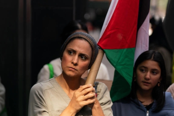 הפגנה בניו יורק לתמיכה בעזה ודחיית התמיכה האמריקאית ב"ישראל"