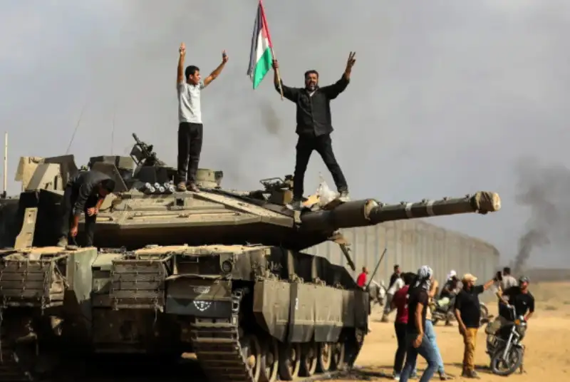مهر 1402 | عملیات موفق مقاومت فلسطین در عمق شهر عسقلان