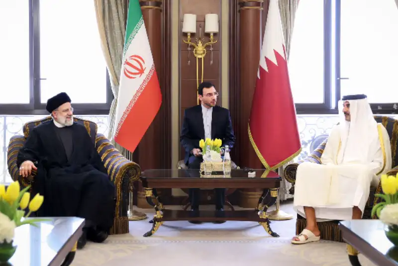 دیدار رئیس جمهور و امیر قطر در ریاض