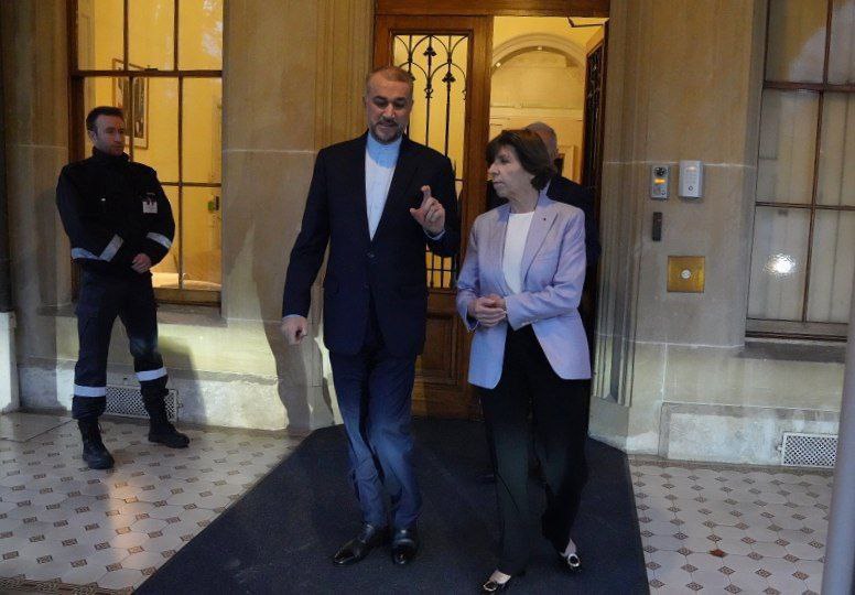 Iranian FM has met and discussed with his French counterpart in Geneva