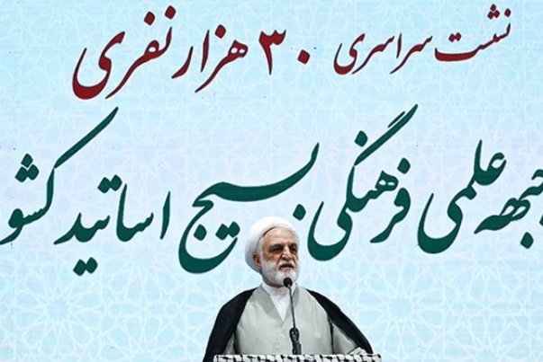 اژه‌ای: دشمن به اینکه نسل جوان ما را به ارزش‌های دینی بی‌تفاوت کند دل بسته است