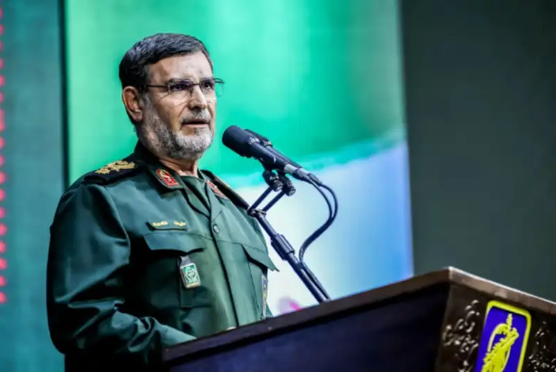 دریادار تنگسیری: 2 موشک جدید هواپایه در آینده رونمایی خواهند شد
