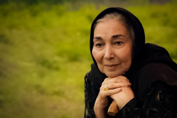 «پروانه‌‌» وفادار به روستا درگذشت؛ ماجرای زندگی پروانه معصومی در روستای «طاهرگوراب» چه بود؟
