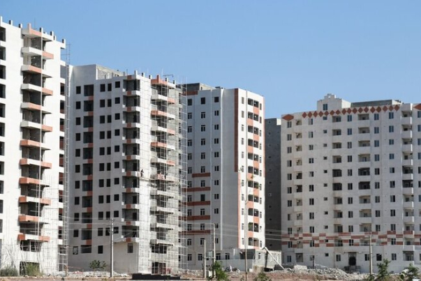 افتتاح چهار دیواری‌های بدون امکانات به نام مسکن مهر