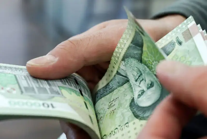 امسال کارگران چقدر عیدی می گیرند؟