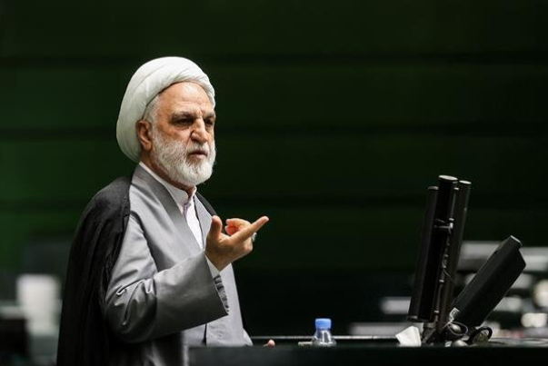 اژه‌ای: زمانی برای پرداختن به حاشیه‌ها نمانده است