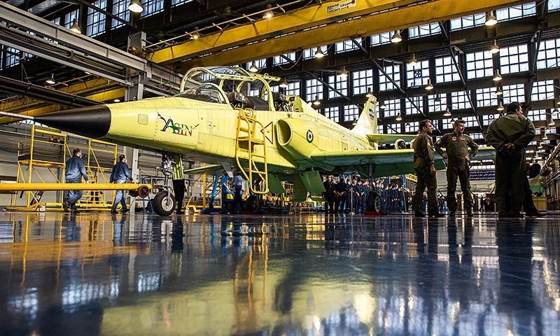Iran to arm "Yasin" jet trainer with guided munitions