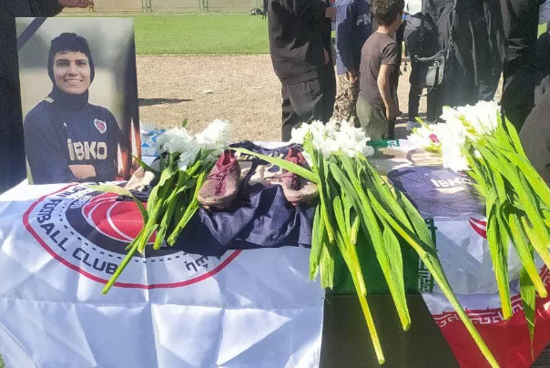 پیکر ستاره فوتبال زنان ایران در آمریکا آرام می‌گیرد +فیلم