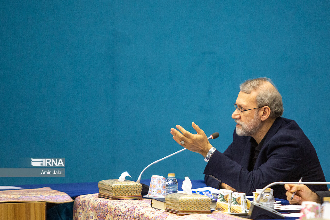 آخرین مواضع انتخاباتی لاریجانی؛ تحرکات سیاسی نمایندگان ادوار
