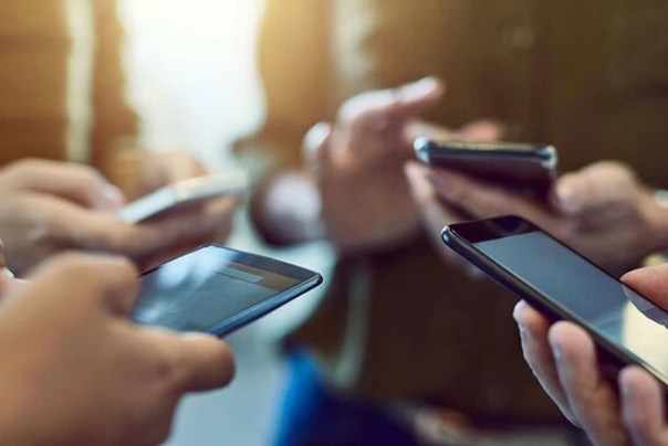 جزئیات افزایش تعرفه اینترنت؛ اپراتورها حق حذف بسته‌ها را ندارند