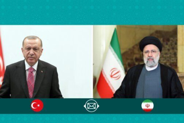 السيد رئيسي: أعداء الشعب يظنون أنهم سيحققون أهدافهم عبر الإرهاب
