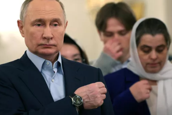 Путин встретил Рождество в Ново-Огарево с семьями военнослужащих, погибших в ходе СВО