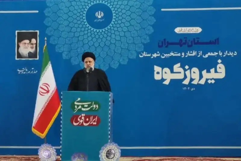 مناطق اطراف تهران در حد یک استان ظرفیت دارند