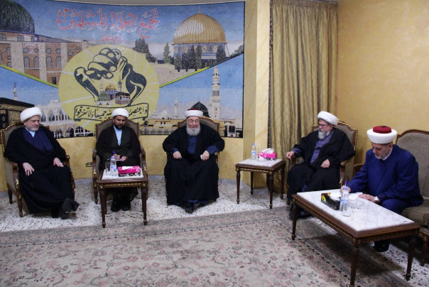 تجمع العلماء المسلمين يستقبل وفداً من الحوزة العلمية في مشهد المقدسة