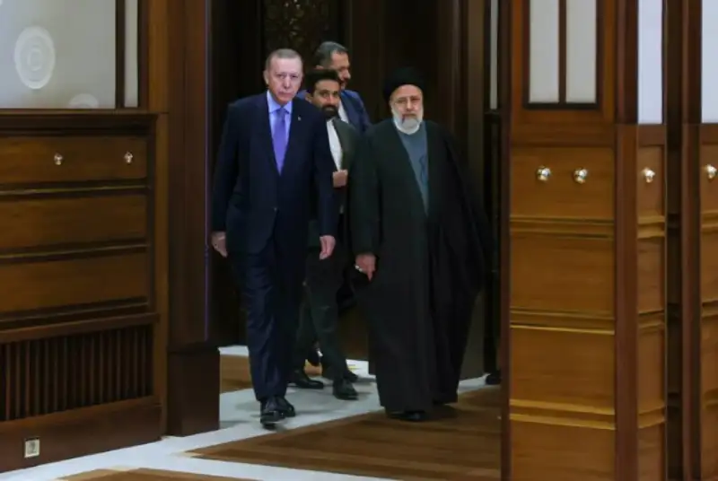 ملاقات خصوصی 2 ساعته رئیسی و اردوغان