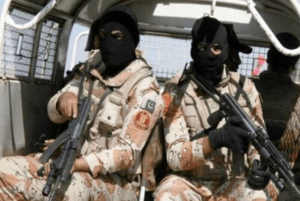پاکستان یک شبکه بمبگذاران انتحاری را متلاشی کرد