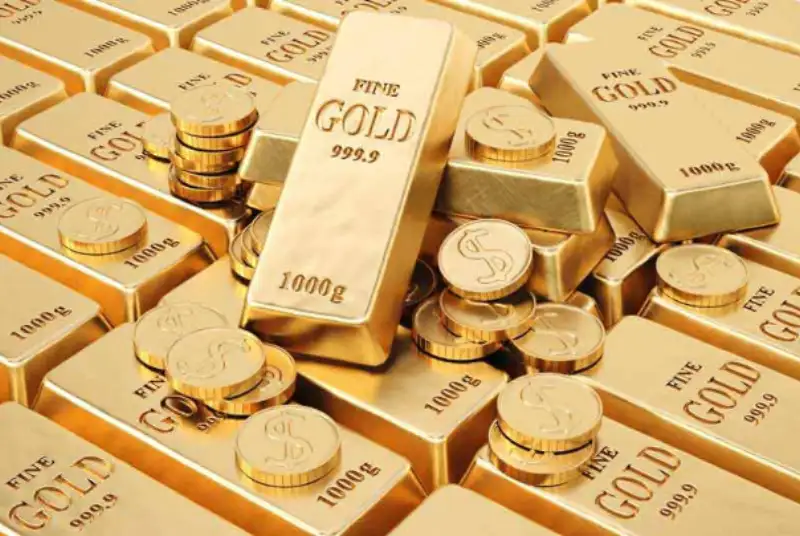 قیمت دلار چگونه کنترل شد؟