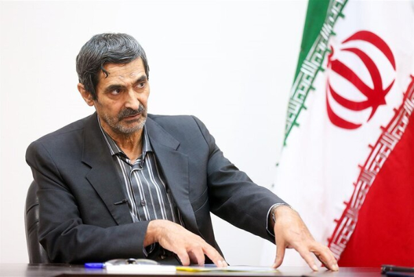 مگر قیمت مرغ و گوشت ارزان می‌شود که خودرو ارزان شود