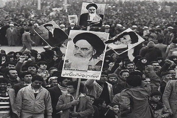الذكرى الـ45 لإنتصار الثورة.. كيف نجحت إيران في إحياء الهوية الإسلامية