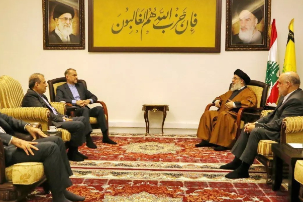 السيد حسن نصر الله يستقبل أمير عبد اللهيان في بيروت