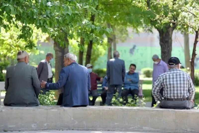 تسهیلات قرض‌الحسنه 20 میلیون تومانی به بازنشستگان بدون نیاز به ضامن