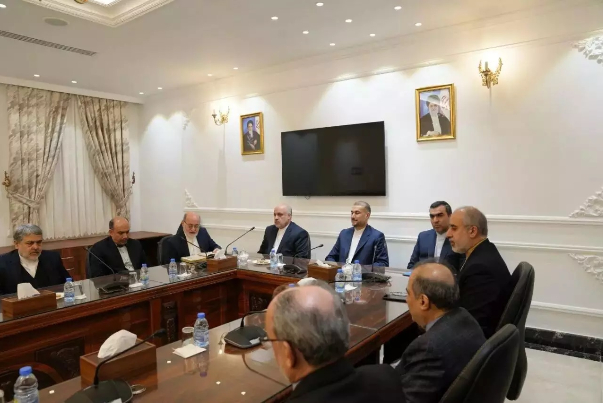 عبداللهيان: ينبغي تحسين العلاقات الاقتصادية بين إيران ولبنان إلى المستوى المنشود