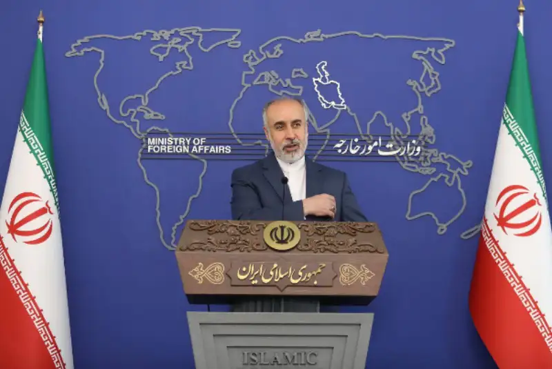 ایران توقیف هواپیمای ونزوئلا را محکوم کرد