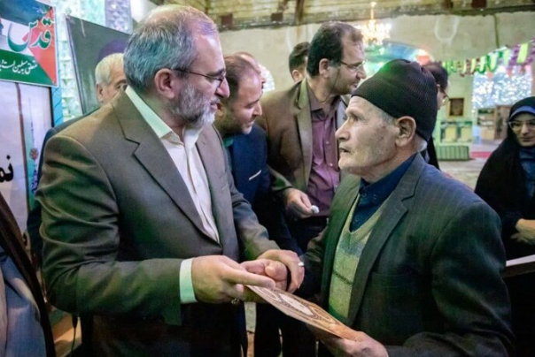 پدر 80 ساله‌ با قانون جوانی جمعیت صاحب زمین شد