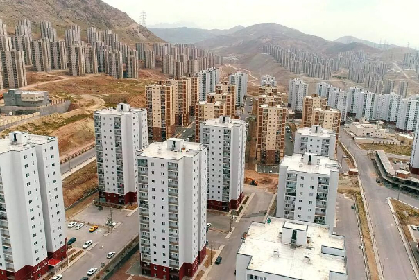 ناچاریم از تهران فاصله بگیریم/ شهرک‌سازی در ملارد، پیشوا و اعتمادیه پرند