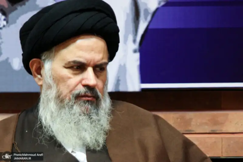 آیت‌الله موسوی بجنوردی درگذشت