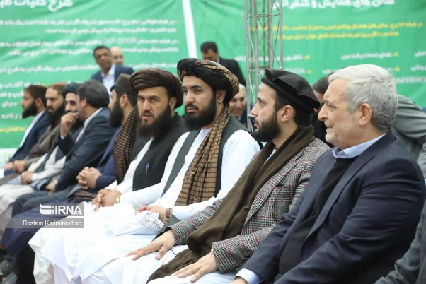 Afghan official says his country wants to expand trade with Iran