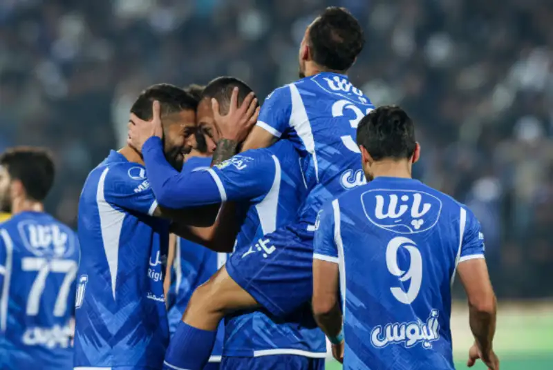 3 امتیاز حیاتی استقلال در راه قهرمانی؛ روزبه سقف رویای سپاهان را فرو ریخت