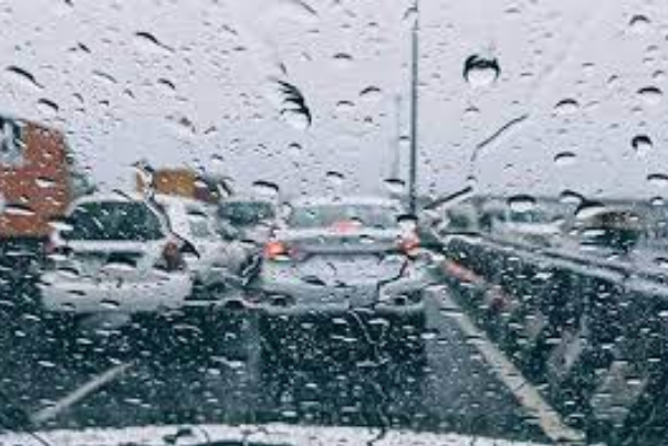 روز اول فروردین باران می بارد