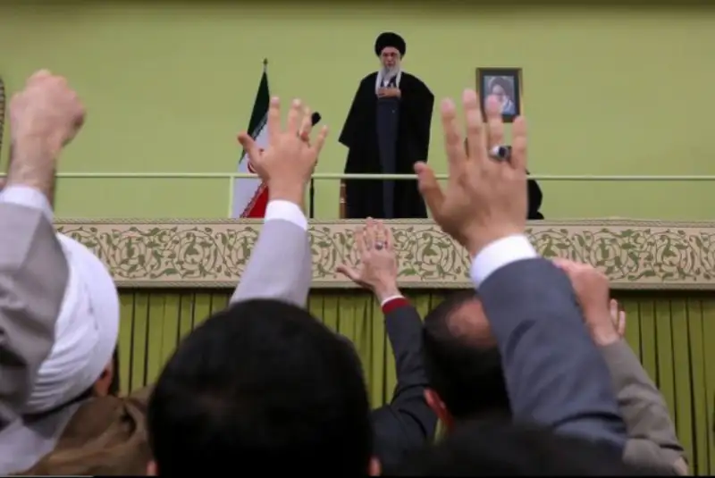 دیدار نوروزی اقشار مختلف مردم با رهبر معظم انقلاب