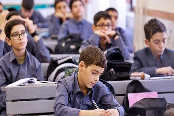 کلاس‌های بالای 35 نفر جمعیت تا پایان برنامه هفتم به صفر می رسد
