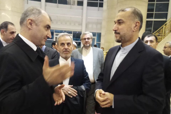 امیرعبداللهیان وارد عشق آباد شد