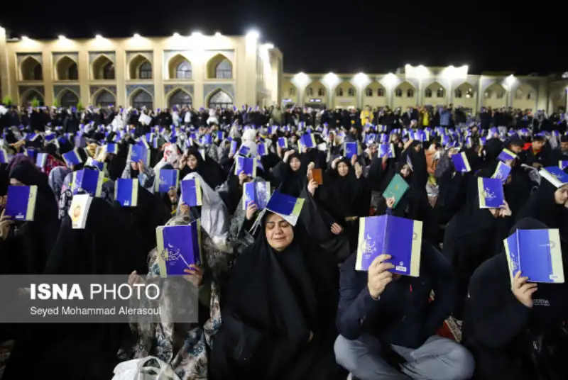 گزارش تصویری| احیای شب نوزدهم رمضان