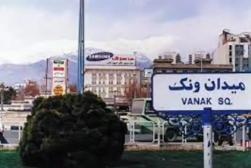 میدان ونک سه‌طبقه می شود