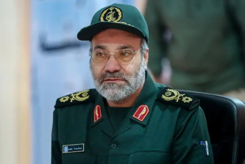 آماده سازی آرامگاه سردار شهید محمدرضا زاهدی