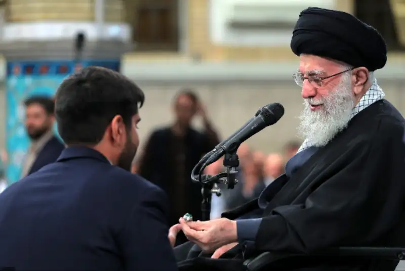 گزارش تصویری| دیدار رمضانی دانشجویان با رهبر انقلاب