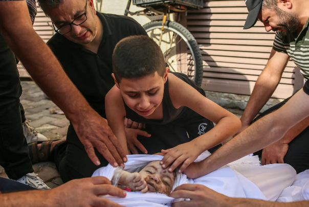 أوضاع أطفال غزة في الحضيض/ 14 ألف طفل شهيد، 17 ألف طفل يتيم